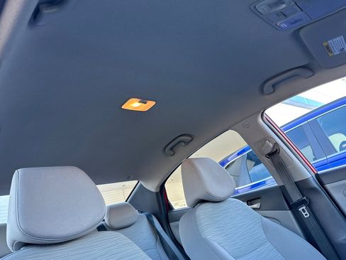 Used 2016 Hyundai Accent SE image 23