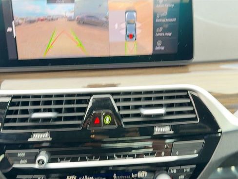 Used 2021 BMW 530i image 35