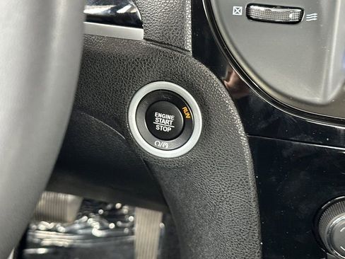 Used 2023 Chrysler 300 S image 19