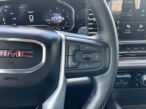 Used 2024 GMC Sierra 1500 SLT AWD/4WD image 25