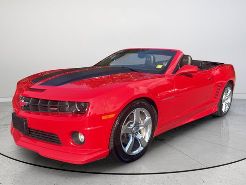 Used 2011 Chevrolet Camaro SS w/ LPO, Ground Effects Package RWD image 5