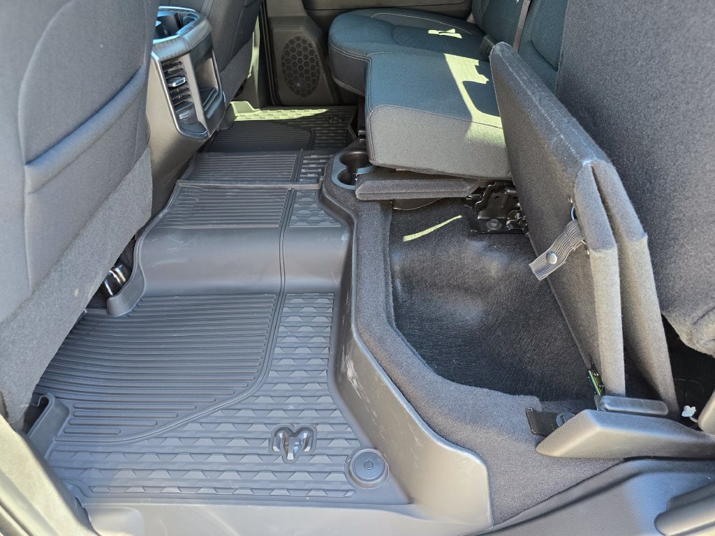 New 2026 RAM 3500 Big Horn AWD/4WD image 13