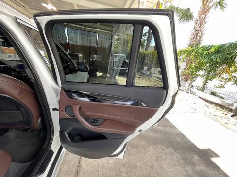 Used 2018 BMW X1 sDrive28i FWD image 4