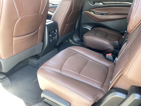 Used 2020 Buick Enclave Avenir w/ Avenir Technology Package AWD/4WD image 15