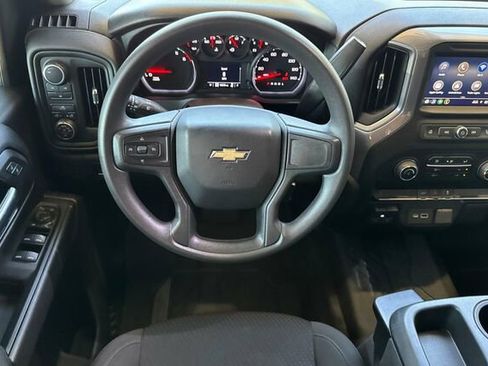 Used 2022 Chevrolet Silverado 2500 Custom w/ Custom Value Package AWD/4WD image 14