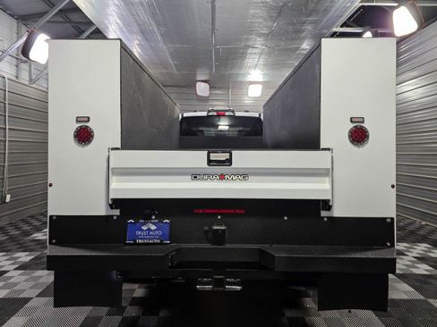 Used 2022 Ford F450 XL w/ Power Equipment Group image 6