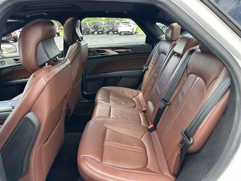 Used 2019 Lincoln MKZ Reserve FWD image 13