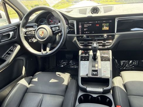 Used 2023 Porsche Macan Turbo AWD/4WD image 19