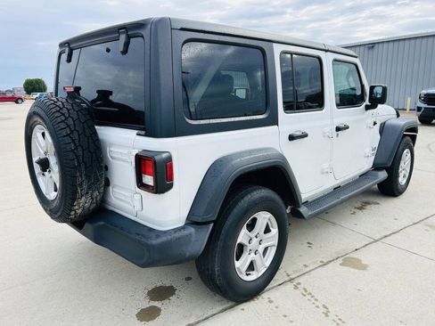 Used 2019 Jeep Wrangler Unlimited Sport S AWD/4WD image 32