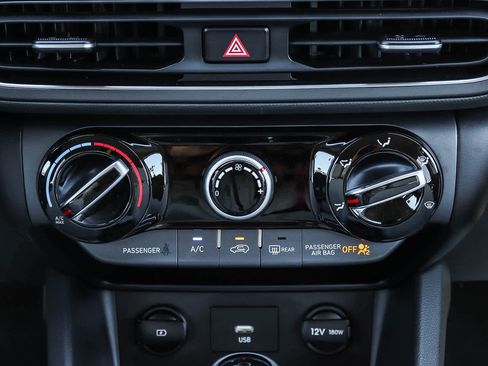 Used 2023 Hyundai Kona SEL w/ Cargo Package image 16