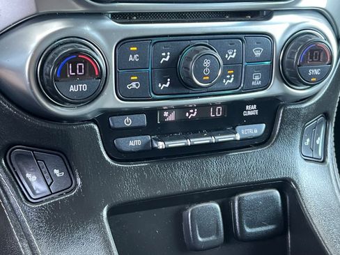 Used 2017 Chevrolet Tahoe LT image 19