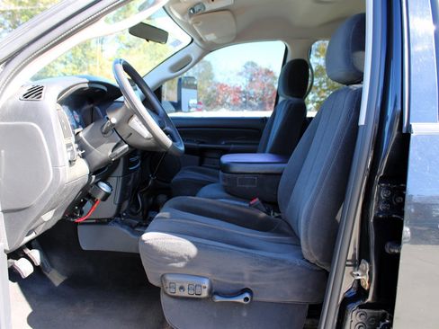 Used 2003 Dodge Ram 2500 Truck ST image 19