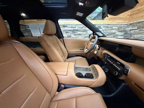 Used 2026 Hyundai Palisade Calligraphy AWD/4WD image 17
