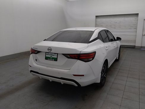 Used 2025 Nissan Sentra SV image 9