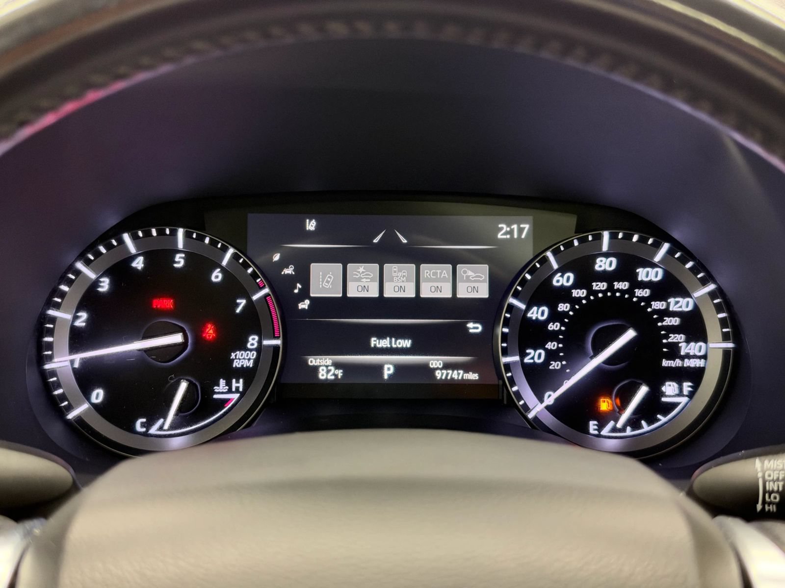 Used 2020 Toyota Highlander XLE AWD/4WD image 33