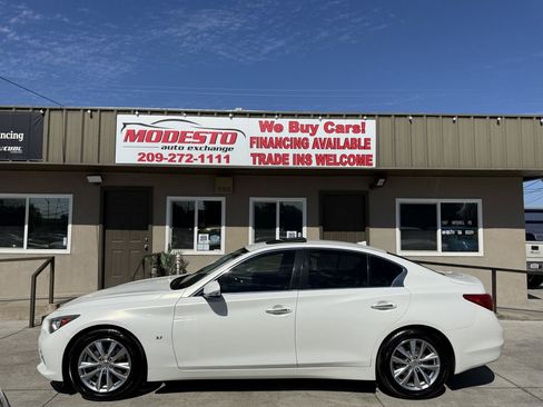 Used 2015 INFINITI Q50 Premium w/ Cargo Package RWD image 6