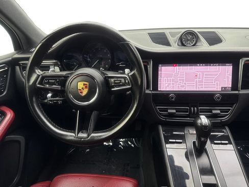 Used 2023 Porsche Macan AWD/4WD image 52