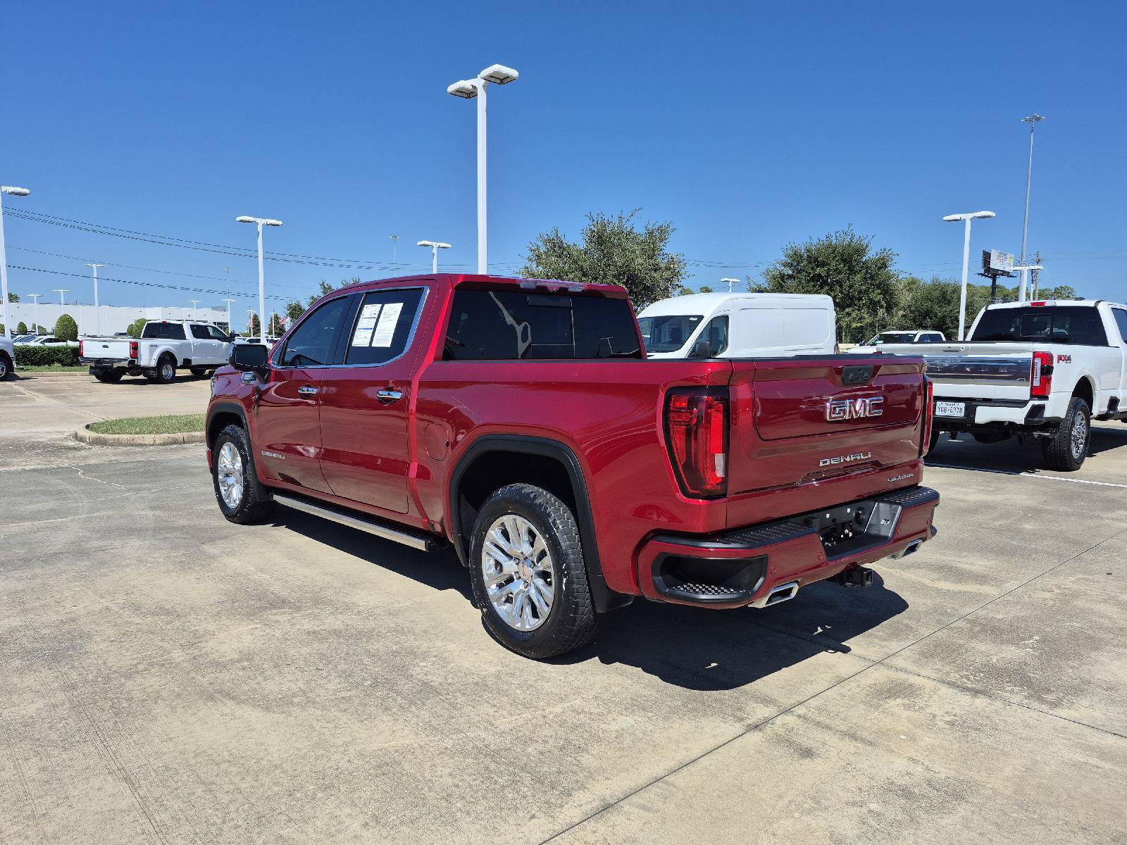 Used 2023 GMC Sierra 1500 Denali AWD/4WD image 13