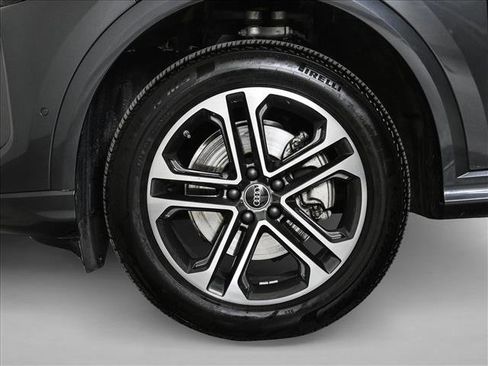 Certified 2025 Audi Q5 Premium Plus w/ Premium Plus image 25