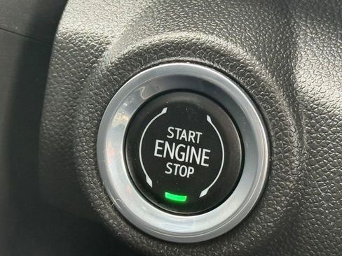 Used 2023 Chevrolet TrailBlazer LT FWD image 15