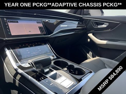 Used 2019 Audi Q8 Prestige w/ Adaptive Chassis Package AWD/4WD image 64