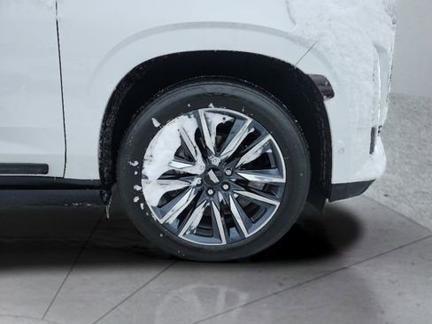 Used 2023 Cadillac Escalade ESV Sport w/ Touring Package image 29