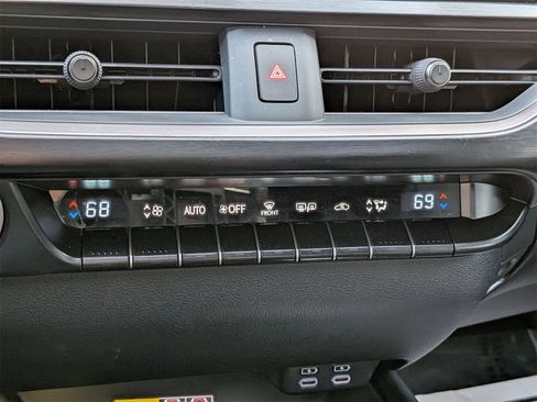 Used 2023 Lexus UX 250h F Sport image 24