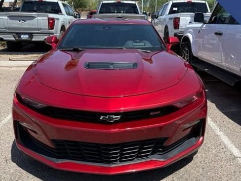 Used 2021 Chevrolet Camaro SS RWD image 5