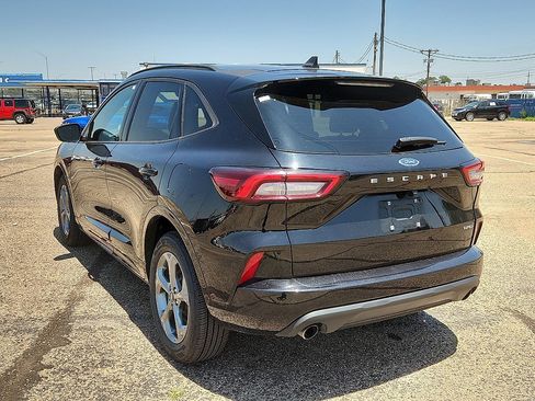 Used 2024 Ford Escape ST-Line image 2