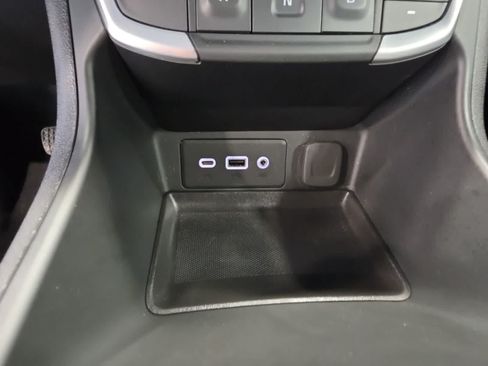 Used 2024 GMC Terrain SLE w/ Driver Convenience Package AWD/4WD image 27