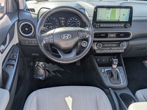 Used 2023 Hyundai Kona SEL w/ Convenience Package image 13
