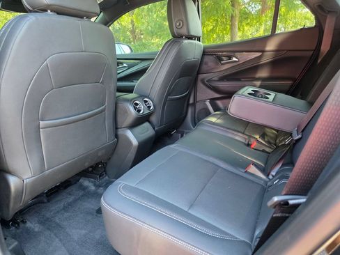Used 2024 Chevrolet Blazer EV LT AWD/4WD image 27