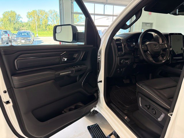 Used 2023 RAM 1500 Limited AWD/4WD image 12