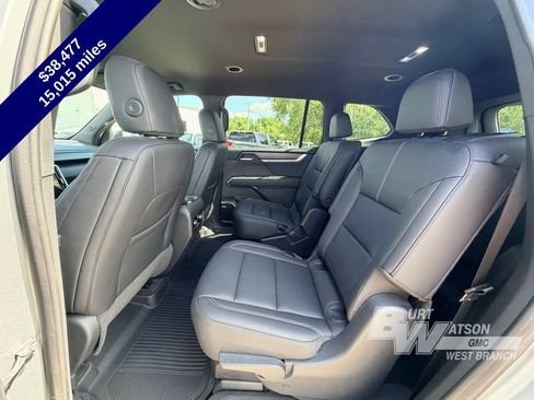 Used 2024 GMC Acadia Elevation w/ Luxury Package AWD/4WD image 31