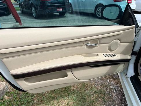 Used 2012 BMW 335i Convertible RWD image 12