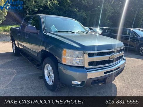 Used 2011 Chevrolet Silverado 1500 LT w/ All-Star Edition AWD/4WD image 2