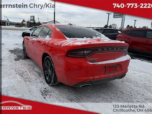 Used 2019 Dodge Charger SXT w/ Leather Interior Group image 6