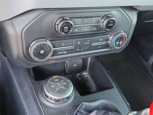 Used 2021 Ford Bronco 2-Door image 17