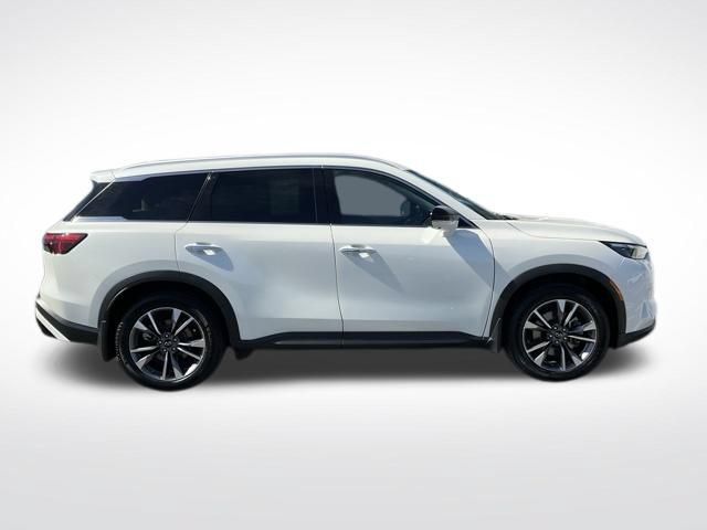 Used 2023 INFINITI QX60 Luxe AWD/4WD image 17