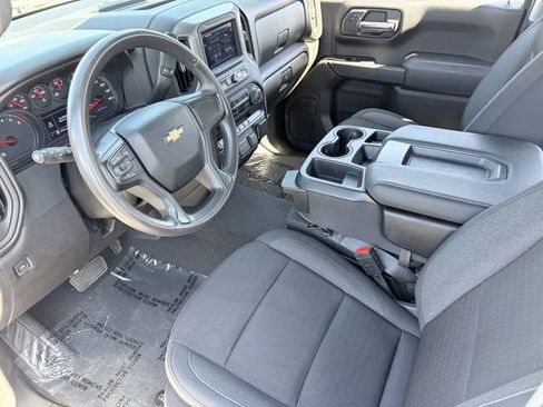Used 2024 Chevrolet Silverado 1500 Custom AWD/4WD image 5