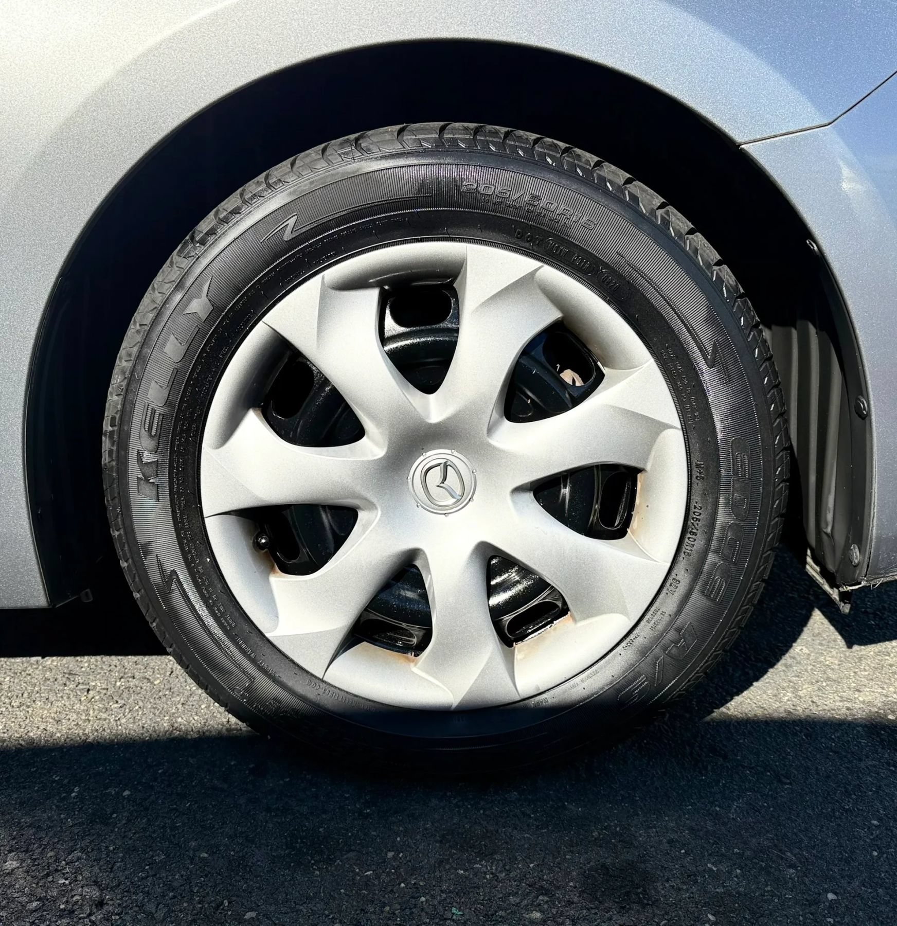 Used 2014 MAZDA MAZDA3 i Sport FWD image 43