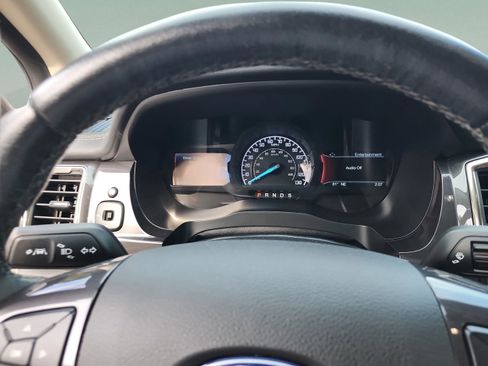 Certified 2020 Ford Ranger Lariat w/ Equipment Group 501A Mid image 10