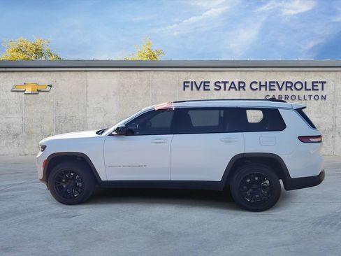 Used 2023 Jeep Grand Cherokee L Laredo RWD image 6