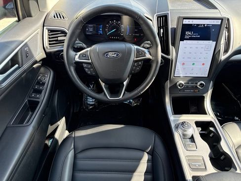 Used 2024 Ford Edge SEL w/ Convenience Package AWD/4WD image 24