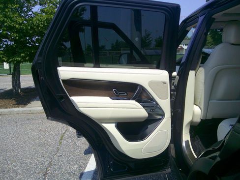 Used 2023 Land Rover Range Rover SE AWD/4WD image 50