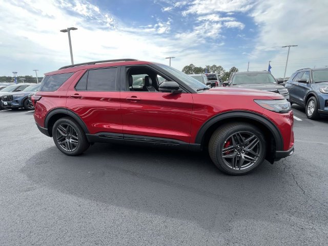 Used 2026 Ford Explorer ST w/ Sun And Sound Package AWD/4WD image 3