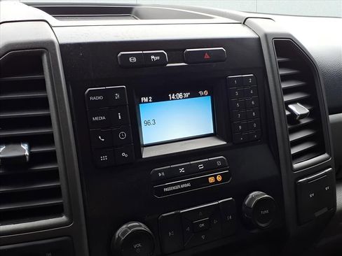 Used 2020 Ford F450 XL w/ Power Equipment Group image 6