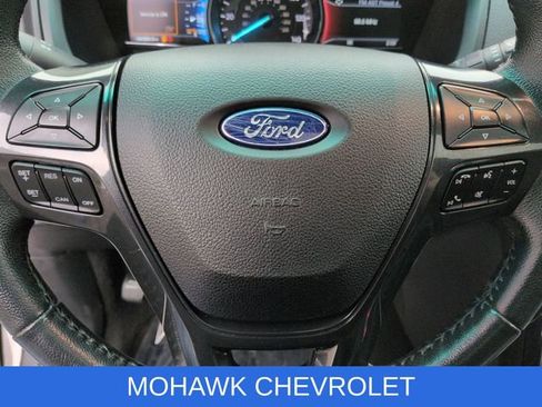 Used 2019 Ford Explorer XLT w/ Equipment Group 202A AWD/4WD image 12