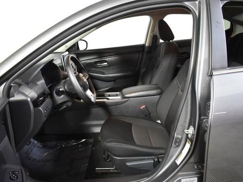 Certified 2025 Nissan Sentra SV image 14