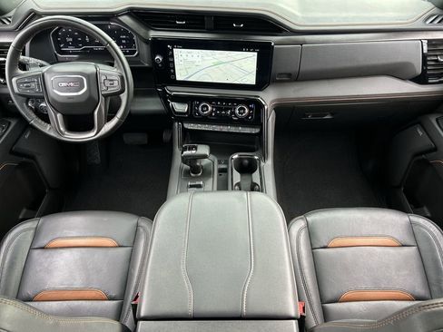 Used 2024 GMC Sierra 1500 AT4 w/ Technology Package AWD/4WD image 20